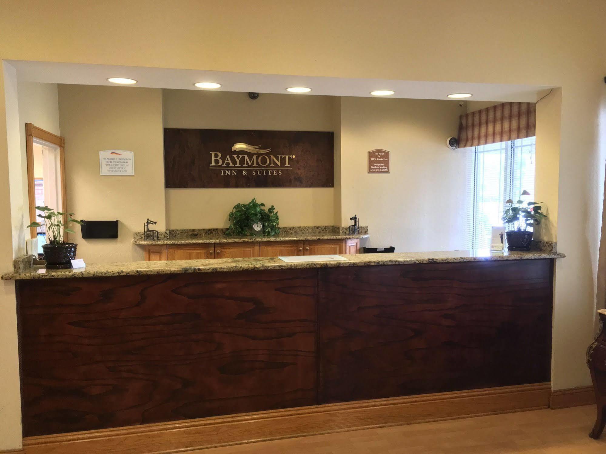 Hotel Baymont By Wyndham Fort Myers Airport Exterior foto